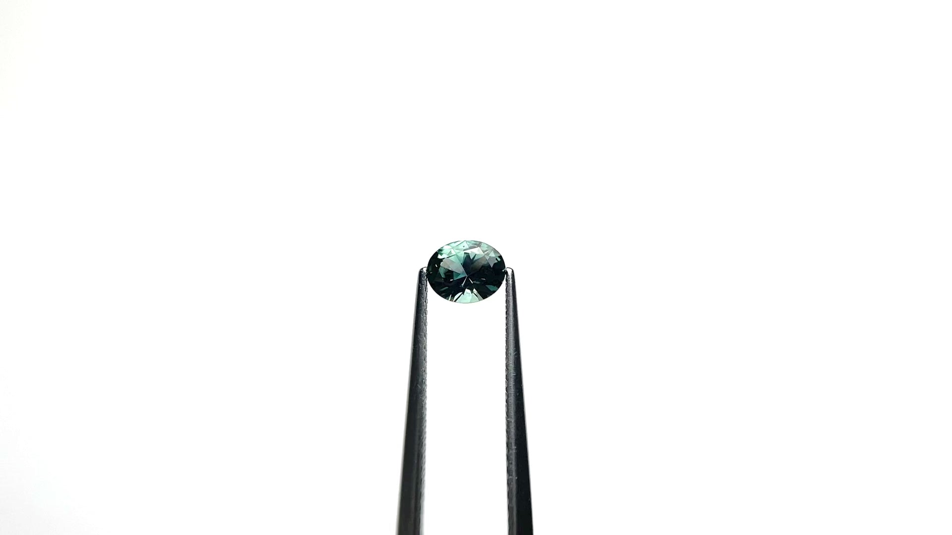 0.68ct 5.88x4.74x3.12mm Oval Brilliant Sapphire 26668-28