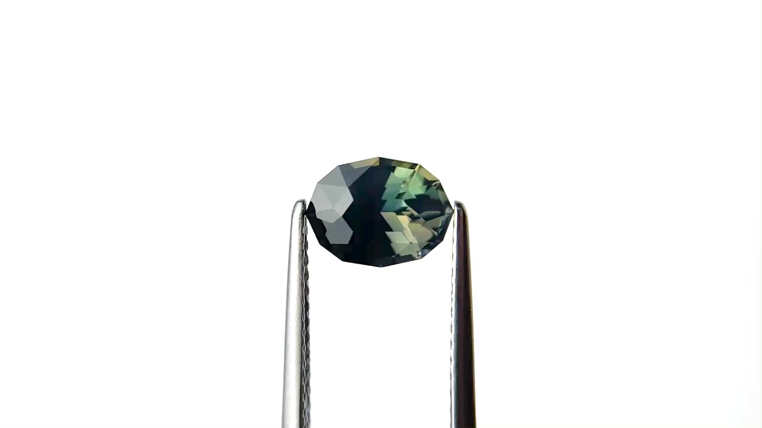 1.62ct 8.32x6.20x4.19mm Geo Oval Step Cut Sapphire 27437-01