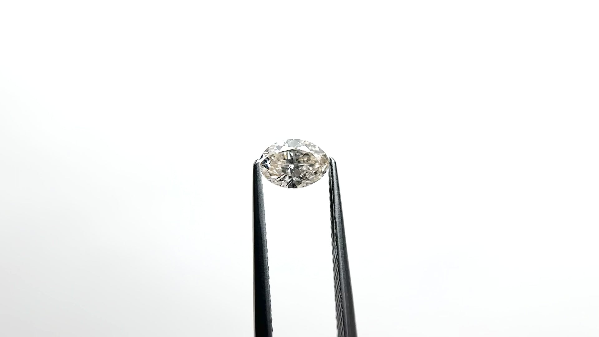 0.82ct 7.36x5.26x3.28mm VS2 L Oval Brilliant 🇨🇦 27378-01