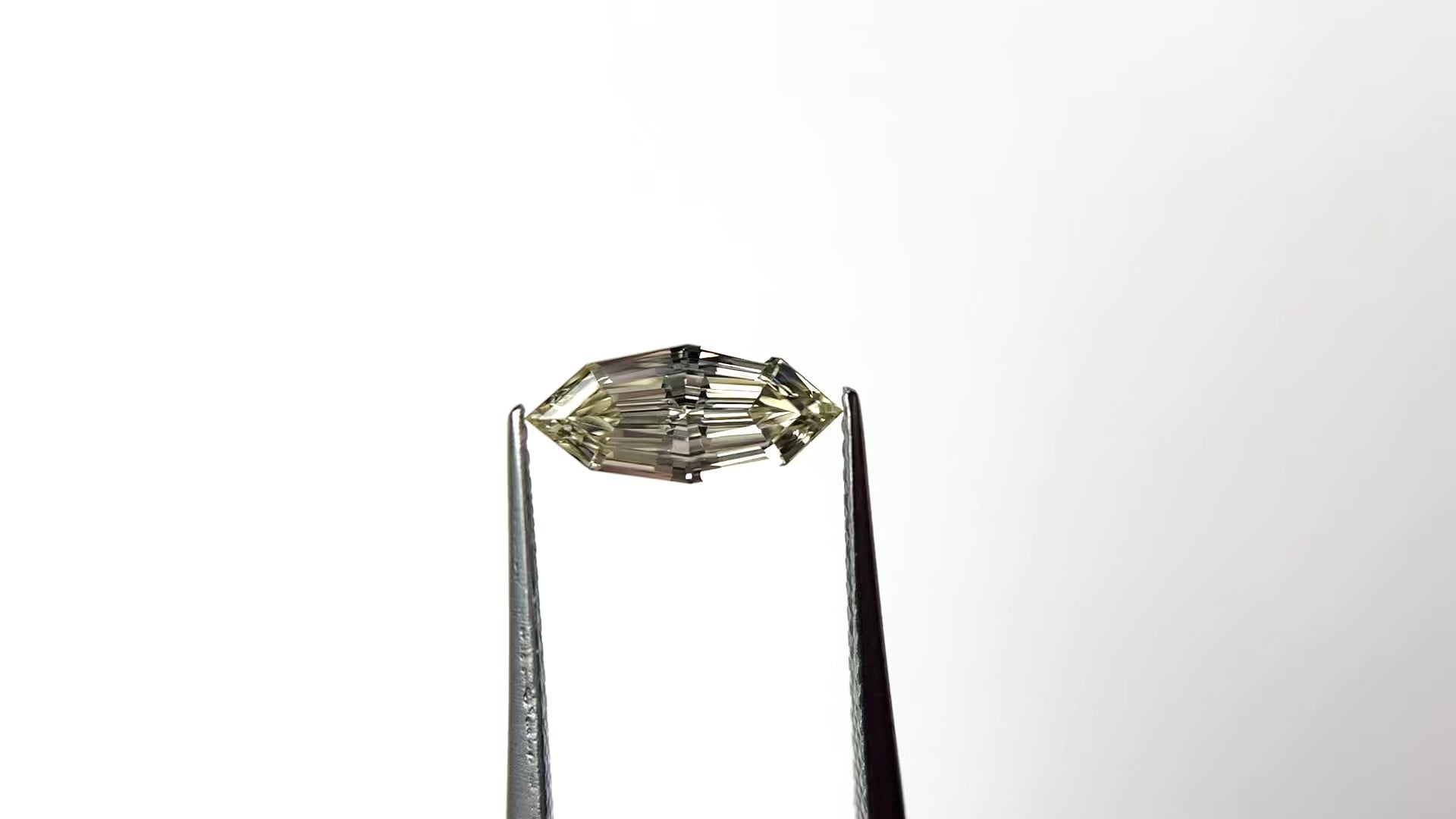 1.01ct 10.63x4.71x2.88mm VS1 C3 Geo Marquise Step Cut 🇿🇦 27518-04