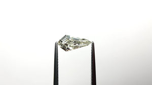 1.00ct 10.72x5.26x3.06mm SI1 M-N Shield Step Cut 25956-02