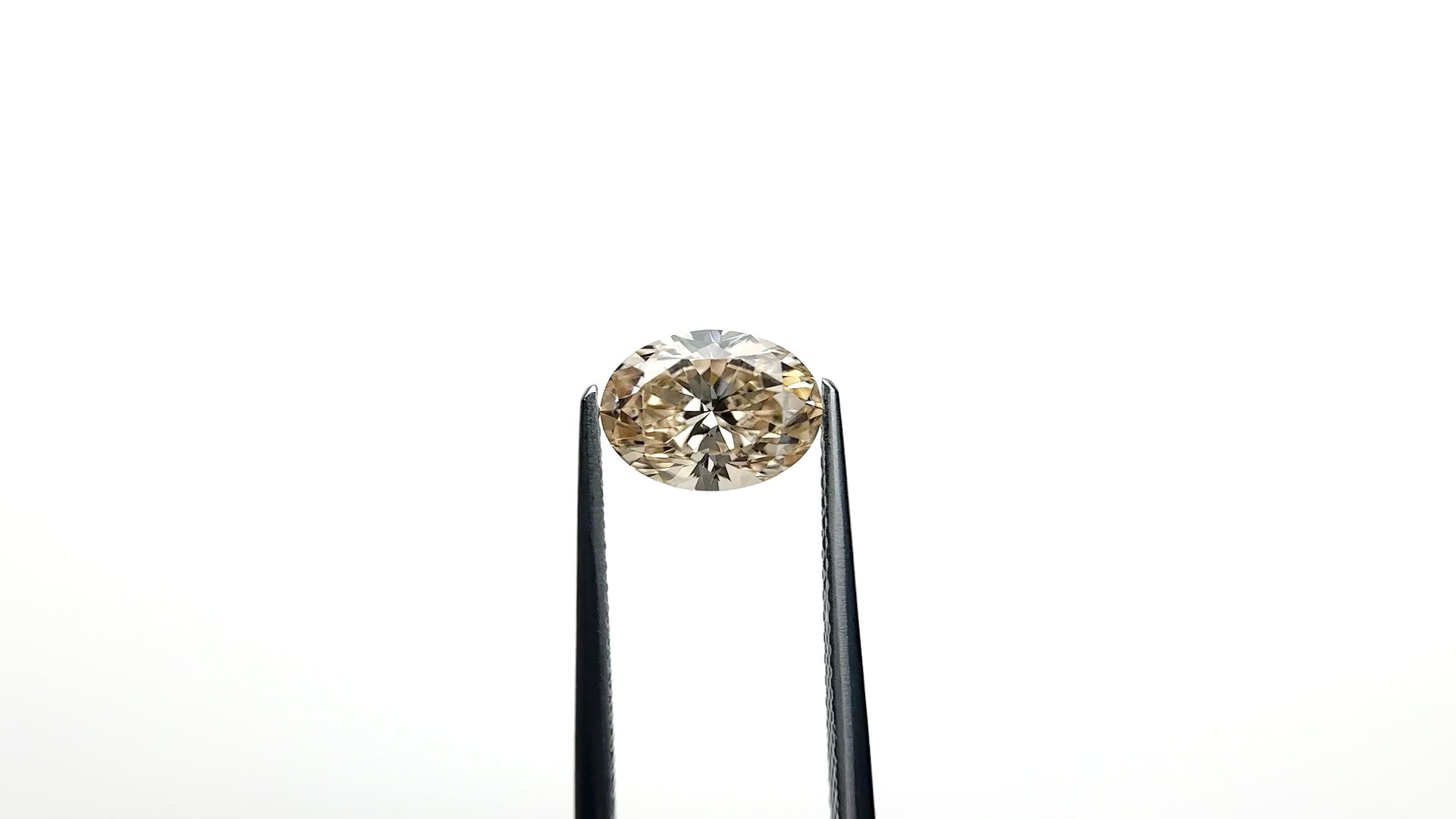 2.01ct 9.35x6.88x4.59mm VVS2 C3 Oval Brilliant 27369-01