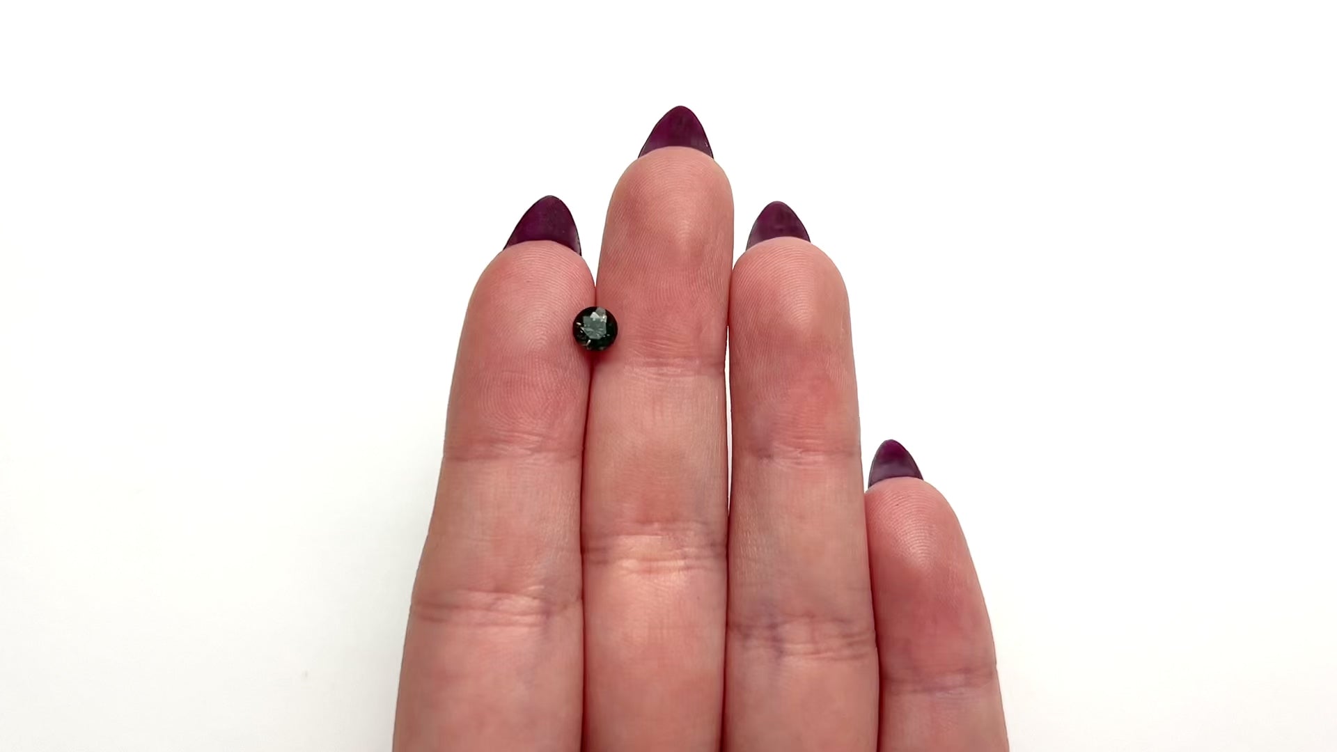 0.70ct 5.16x5.10x3.61mm Round Brilliant Sapphire 26526-08