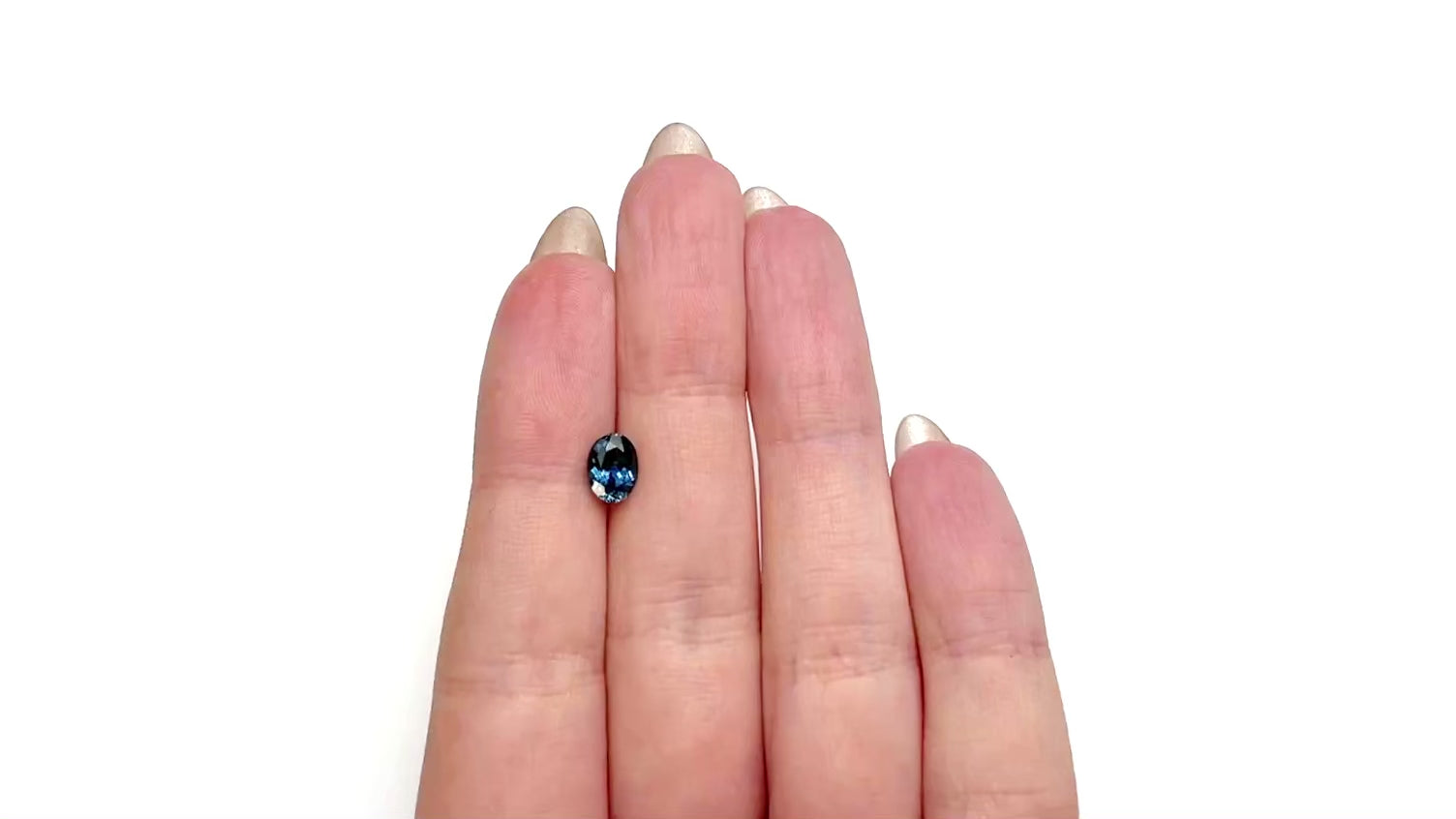 1.38ct 7.52x5.48x3.98mm Oval Brilliant Sapphire 28028-33
