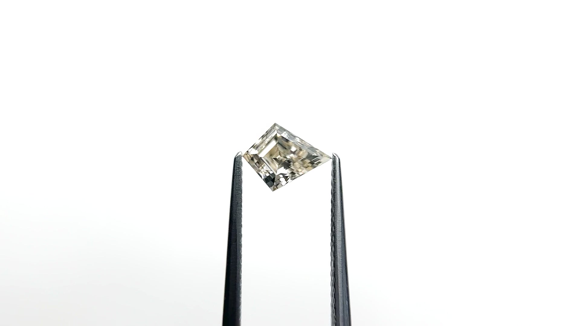 1.01ct 8.20x6.38x4.12mm VS1 S-T Kite Step Cut 🇨🇦 27928-01