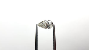 1.00ct 8.94x5.02x3.58mm VS2 K Pear Brilliant 27081-07