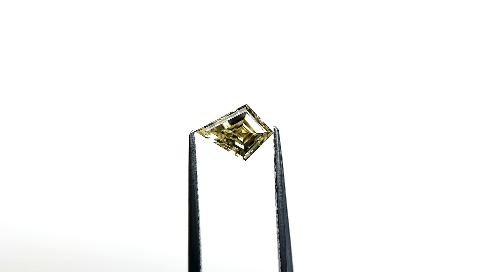 1.53ct 10.11x7.48x4.12mm VVS1 C5 Kite Step Cut 🇨🇦 27986-01