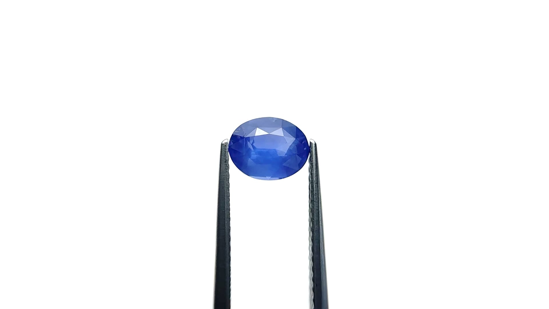 1.59ct 7.64x6.00x4.00mm Oval Brilliant Sapphire 27707-01