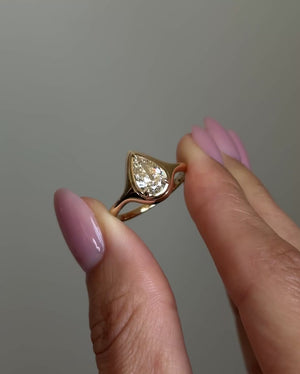 1.01ct Pear Brilliant <br><b> Maggi Simpkins </b> | Pear Skinny Signet Ring