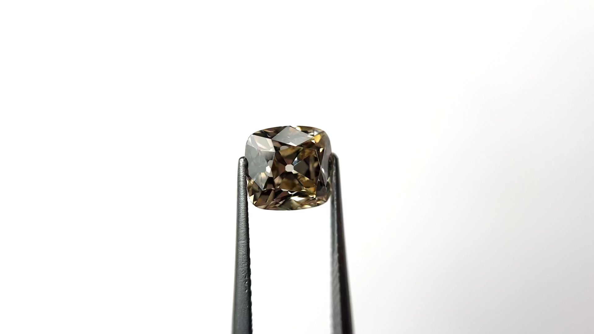 2.19ct 7.79x7.18x4.95mm VS1 C4 Modern Antique Old Mine Cut 🇨🇦 26827-01