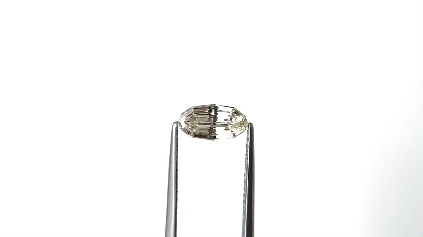 D16716  - 0.80ct 8.85x4.60x2.36mm SI2 Q-R Geo Oval Step Cut 🇿🇦 27526-02