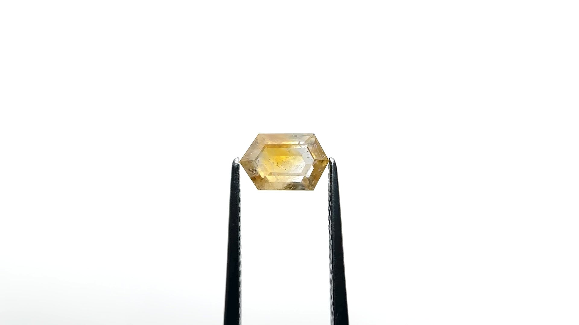 1.62ct 8.28x5.33x3.39mm Hexagon Portrait Cut Sapphire 22434-135