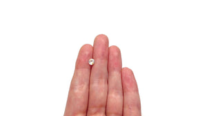 0.67ct 5.41x5.34x3.15mm Round Brilliant Sapphire 26556-02