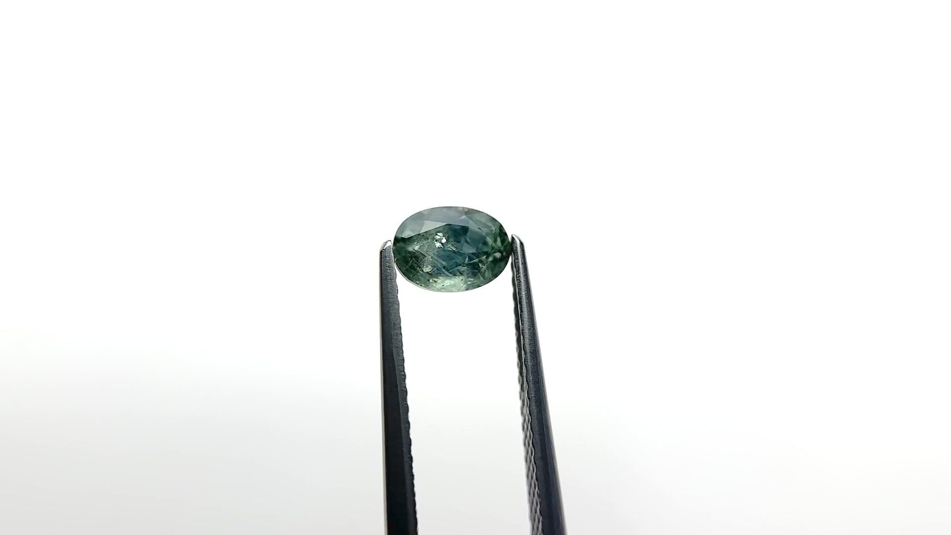 1.05ct 6.79x4.91x3.63mm Oval Brilliant Sapphire 26162-07