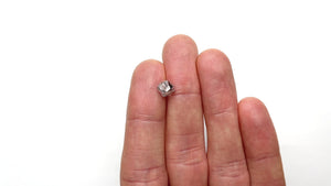 2.39ct 7.46x6.49x6.28mm Octahedron 🇨🇦 26065-01