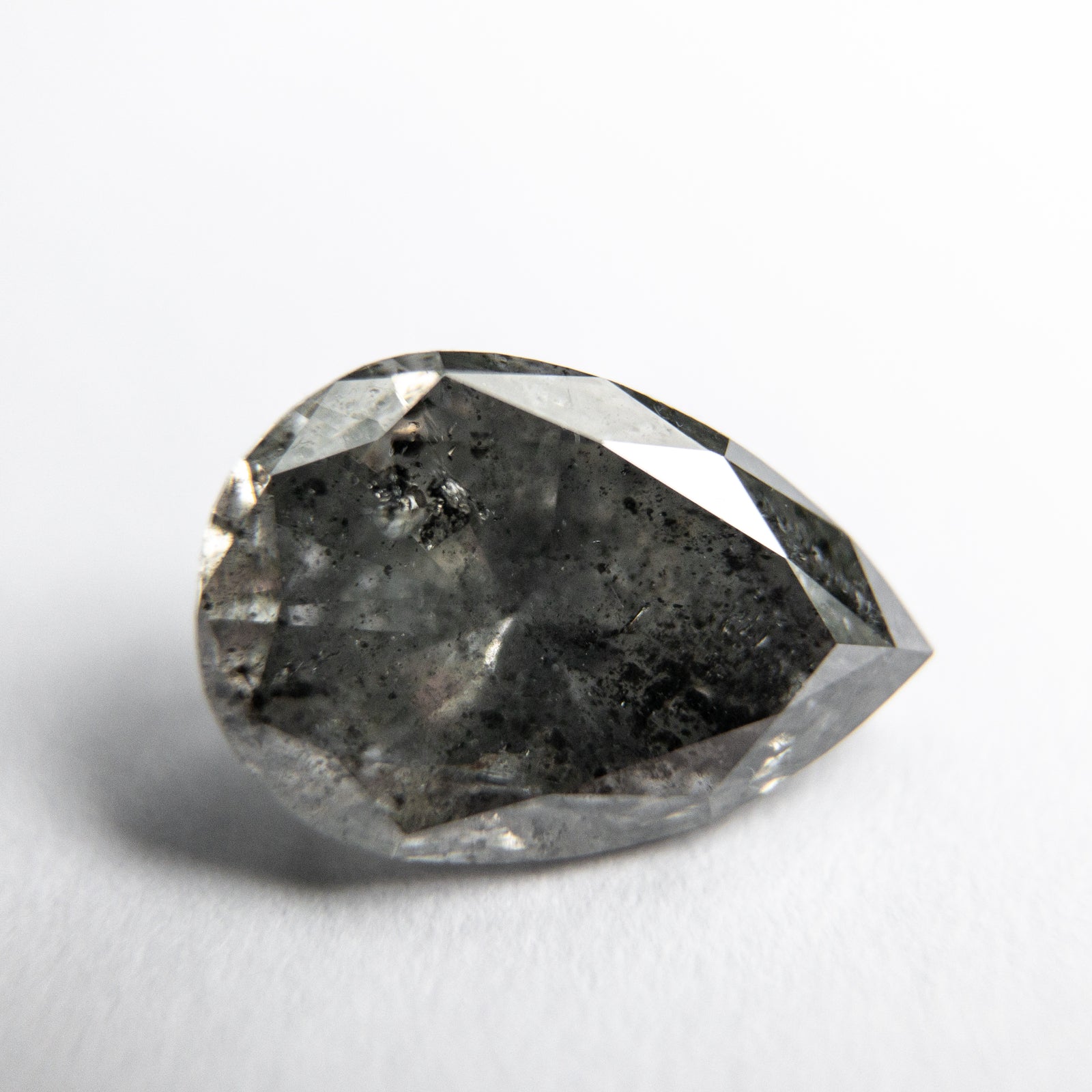 1.61ct 9.33x6.37x4.18mm Pear Brilliant 18004-02 - Misfit Diamonds
