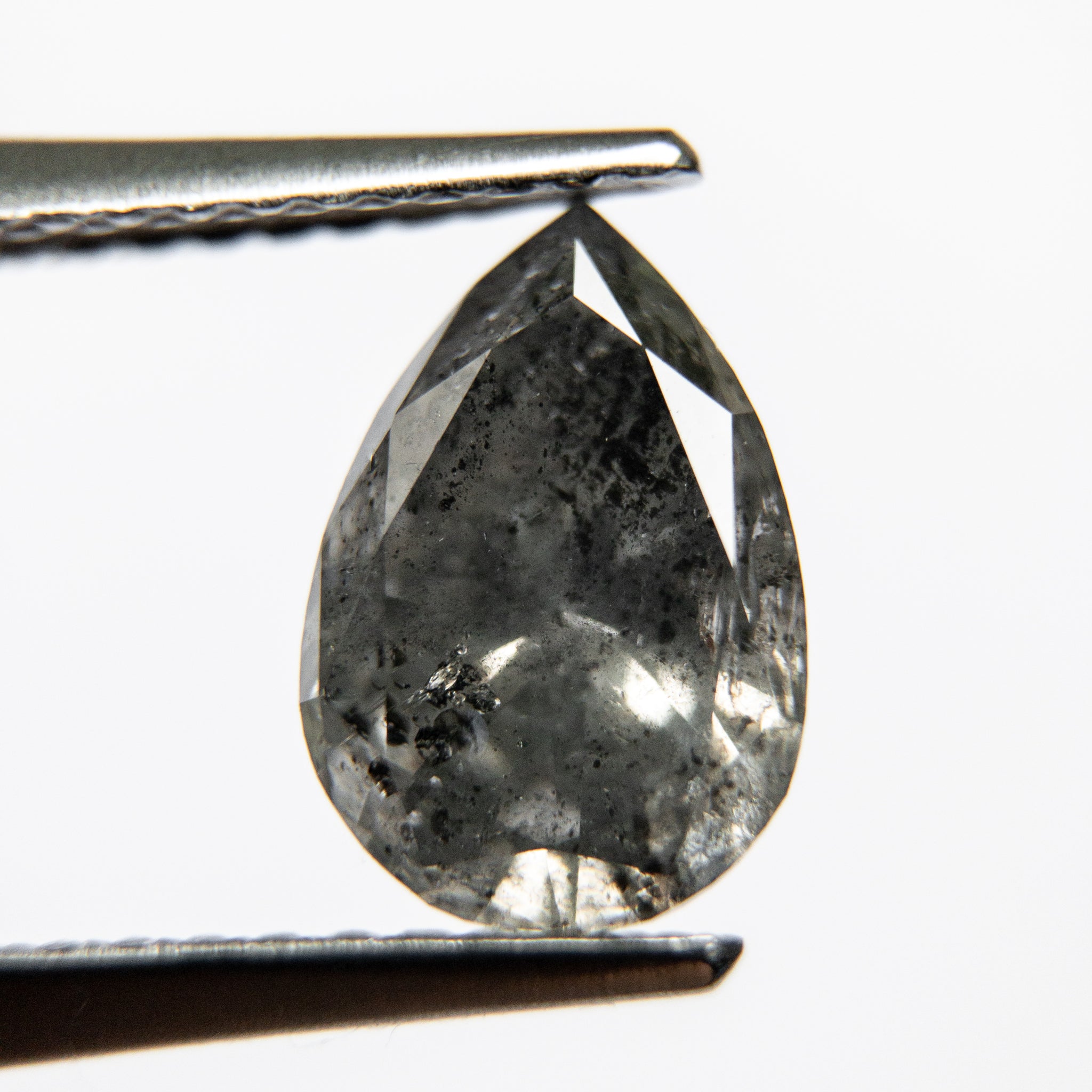1.61ct 9.33x6.37x4.18mm Pear Brilliant 18004-02 - Misfit Diamonds