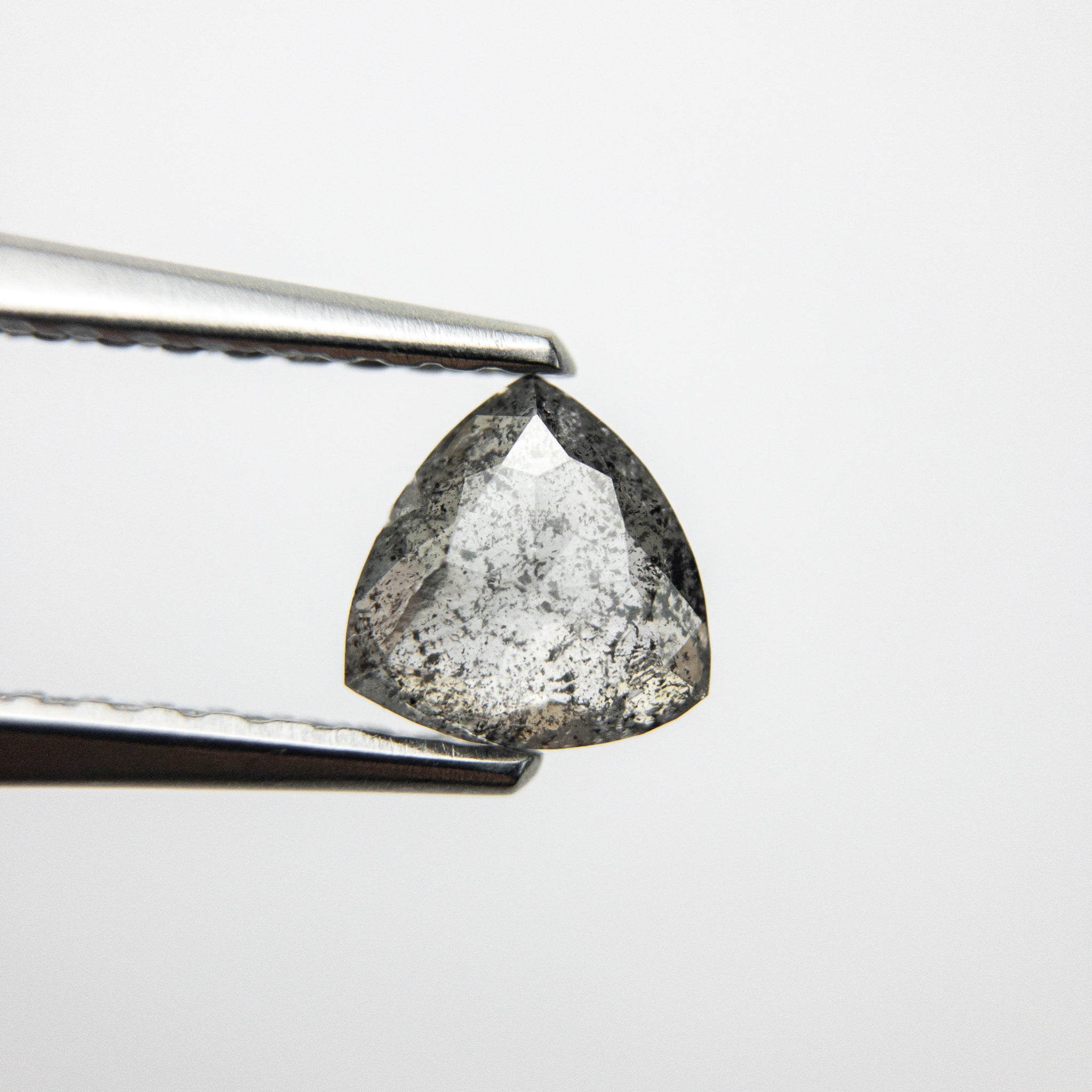 0.49ct 5.44x5.27x1.93mm Trillion Rosecut 18015-18 - Misfit Diamonds