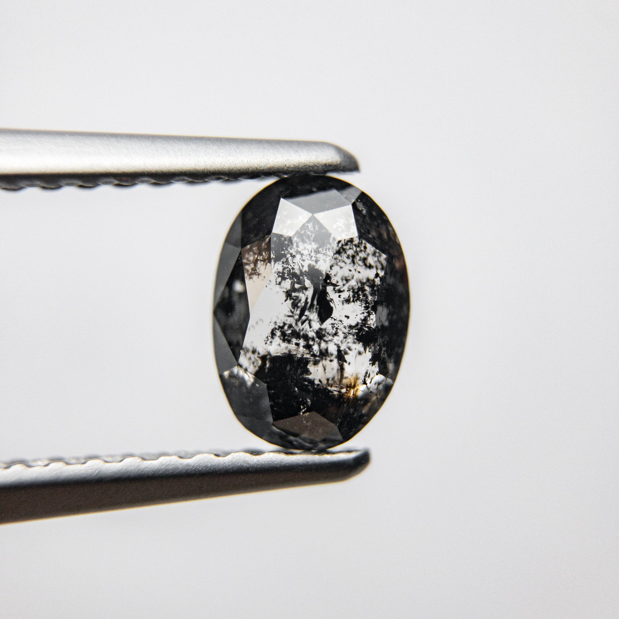 1.00ct 7.02x5.09x3.05mm Oval Rosecut 18015-29 - Misfit Diamonds