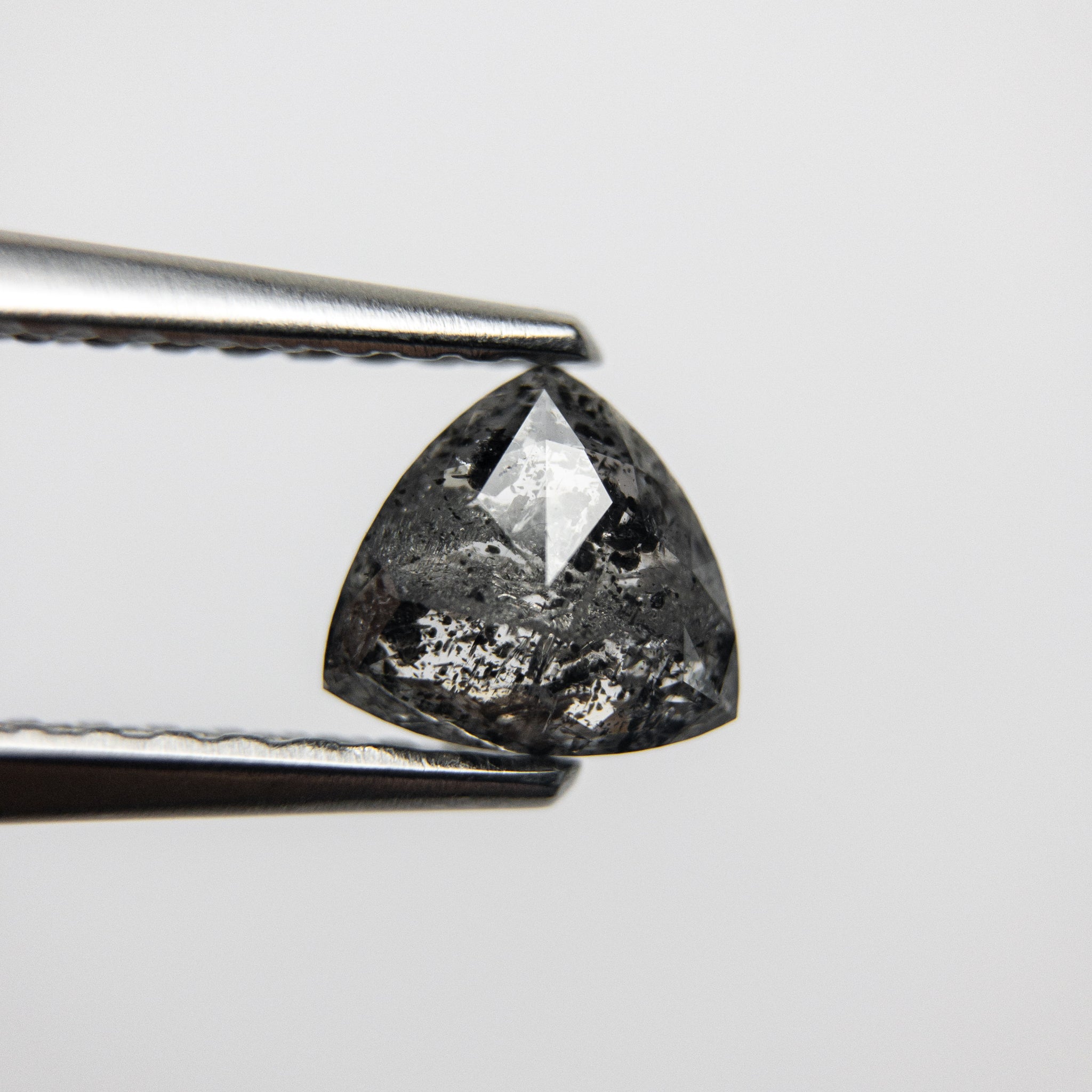 0.54ct 5.50x5.31x2.22mm Trillion Rosecut 18019-24 - Misfit Diamonds