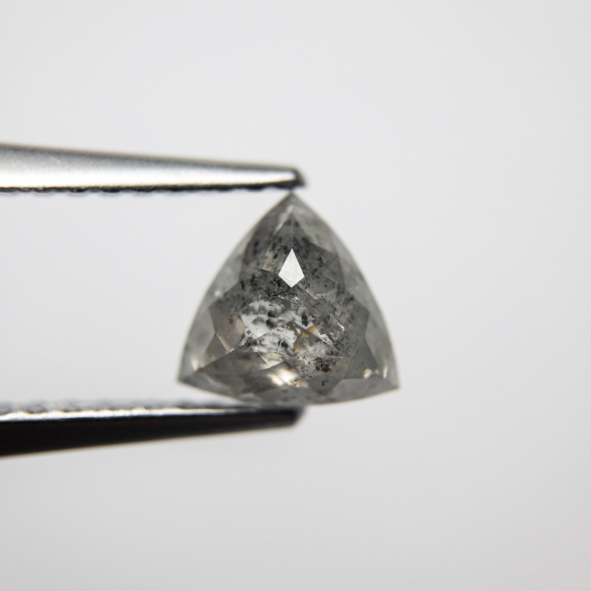 1.02ct 6.04x6.21x3.81mm Trillion Double Cut 18019-27 - Misfit Diamonds