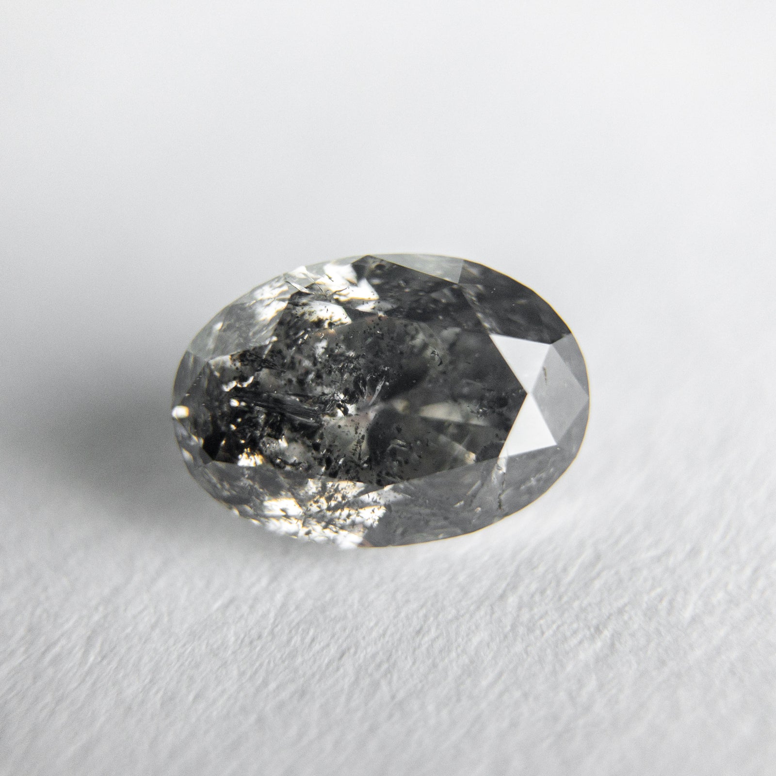 1.29ct 7.54x5.34x4.03mm Oval Brilliant 18019-48 - Misfit Diamonds