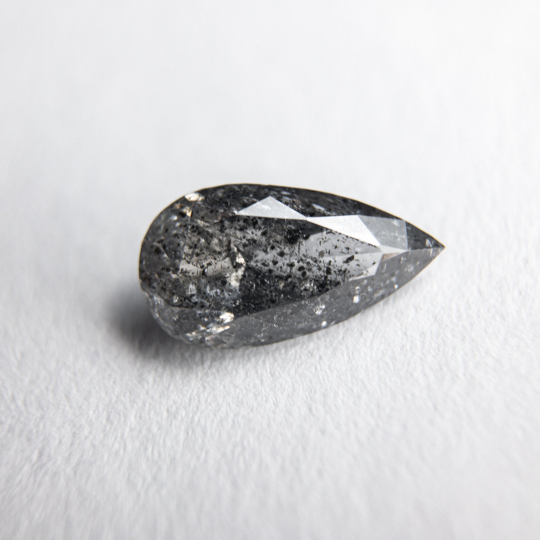 0.77ct 8.75x4.79x2.58mm Pear Brilliant 18024-04 - Misfit Diamonds