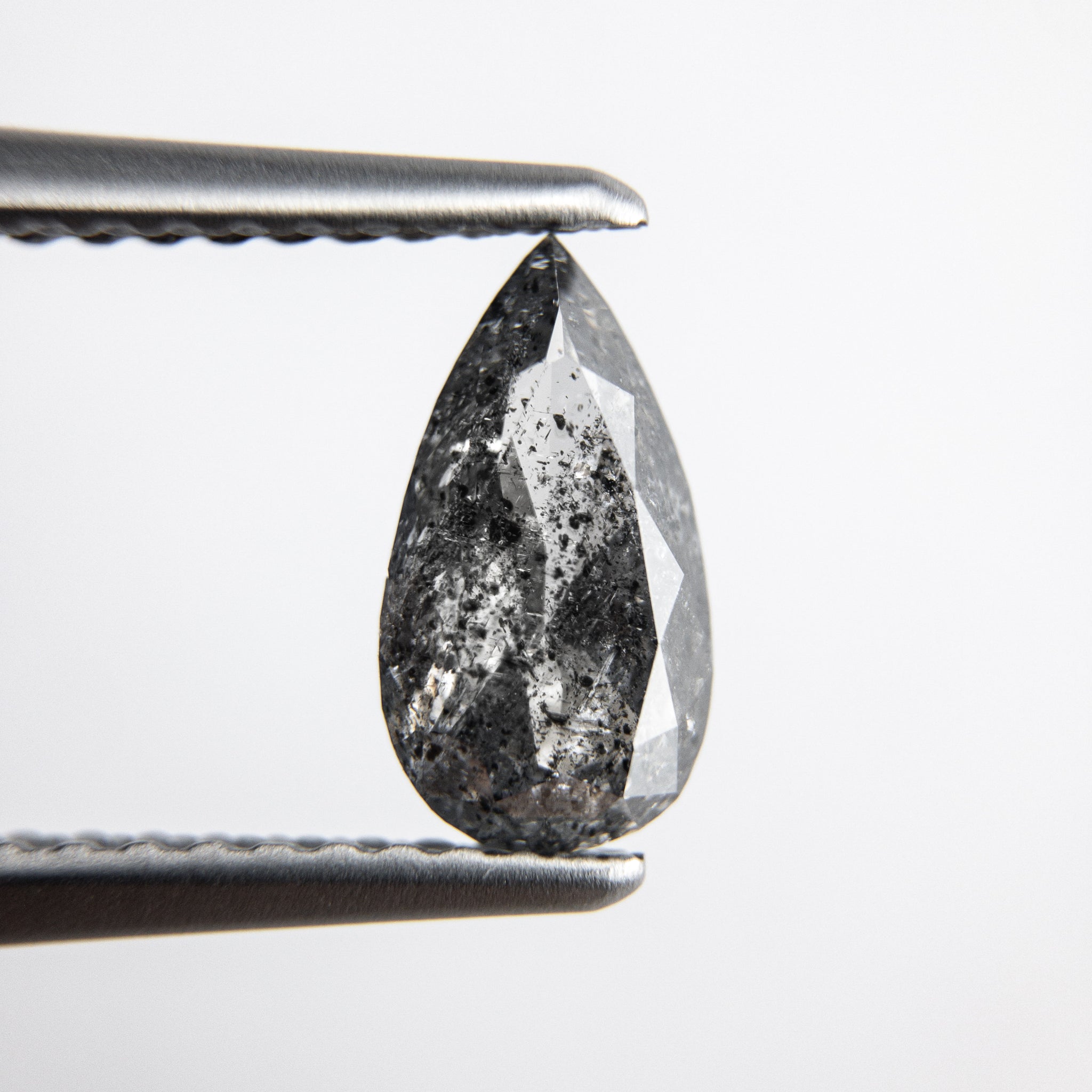 0.77ct 8.75x4.79x2.58mm Pear Brilliant 18024-04 - Misfit Diamonds