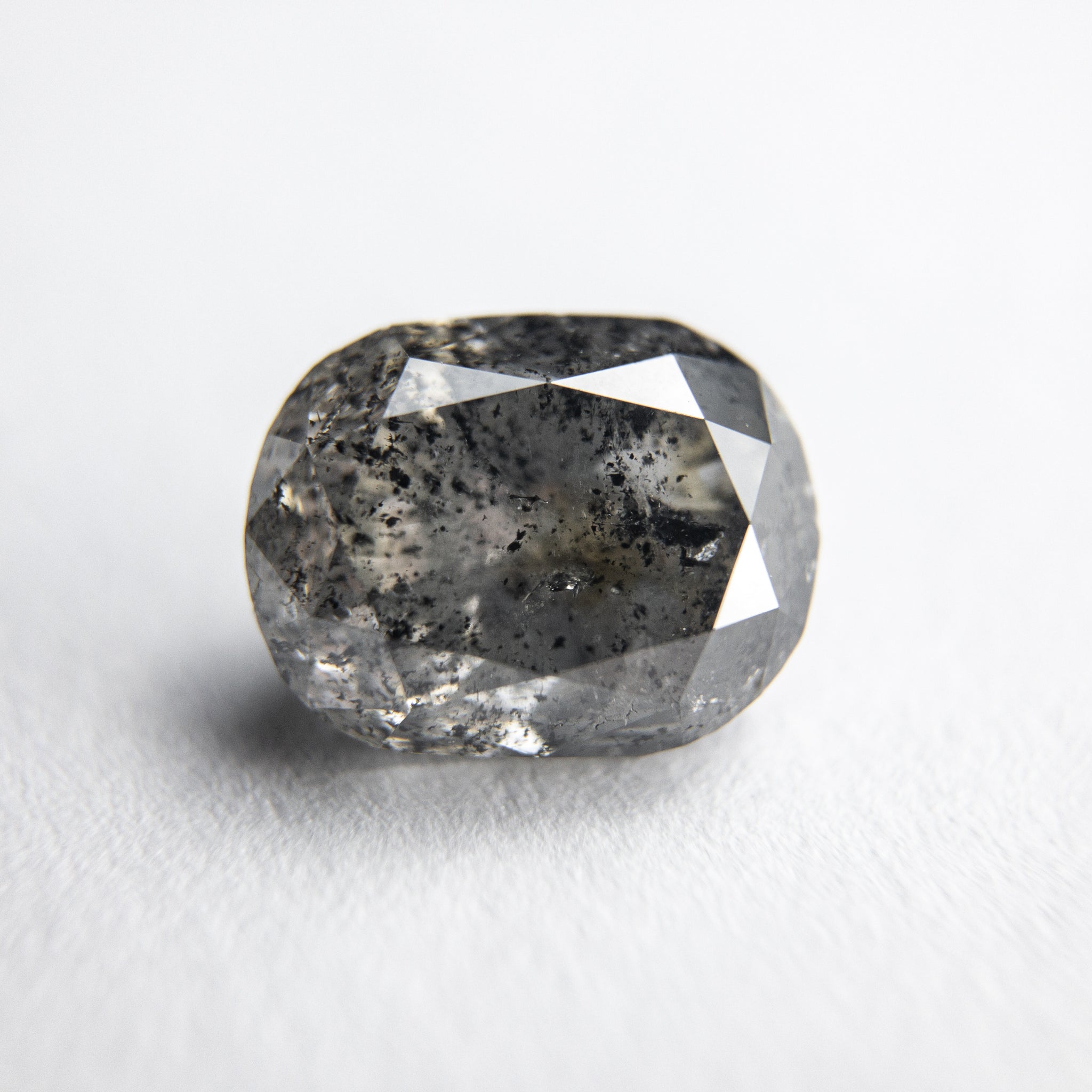 2.27ct 8.54x6.67x5.03mm Oval Brilliant 18024-11 - Misfit Diamonds