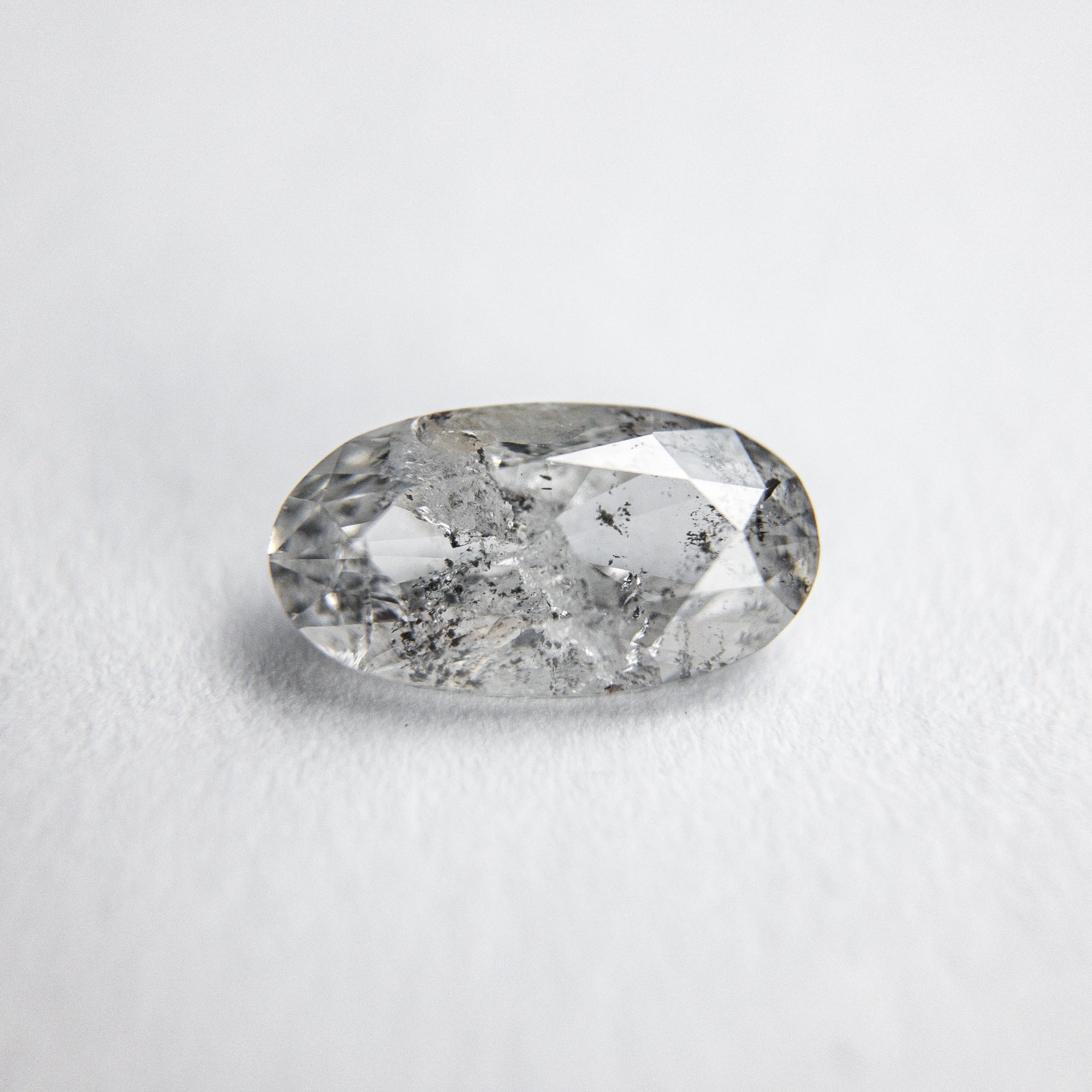 0.70ct 7.99x4.38x2.57mm Oval Brilliant 18026-01 - Misfit Diamonds