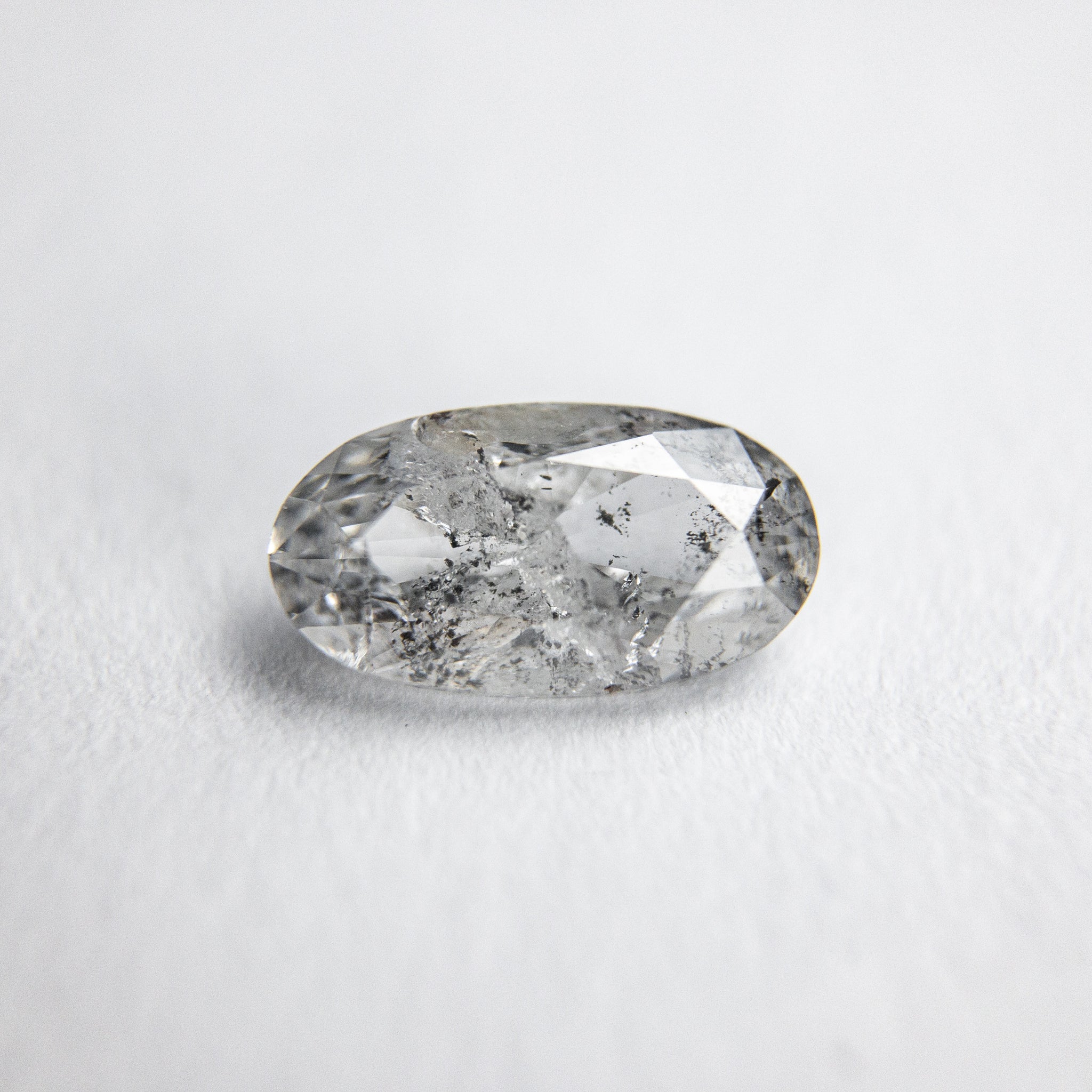 0.70ct 7.99x4.38x2.57mm Oval Brilliant 18026-01 - Misfit Diamonds