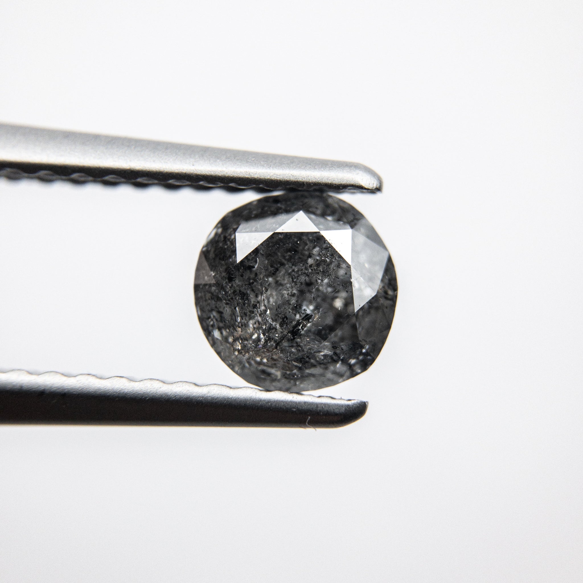 0.75ct 5.81x5.63x3.14mm Round Brilliant 18028-02 - Misfit Diamonds