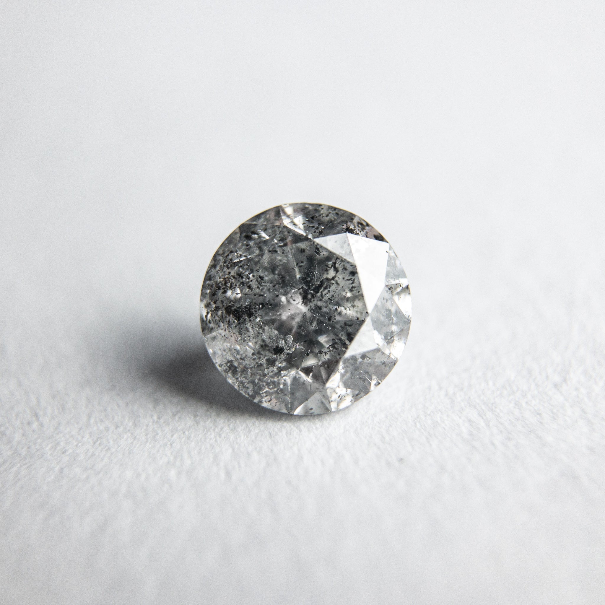 0.76ct 5.64x5.62x3.64mm Round Brilliant 18029-02 - Misfit Diamonds