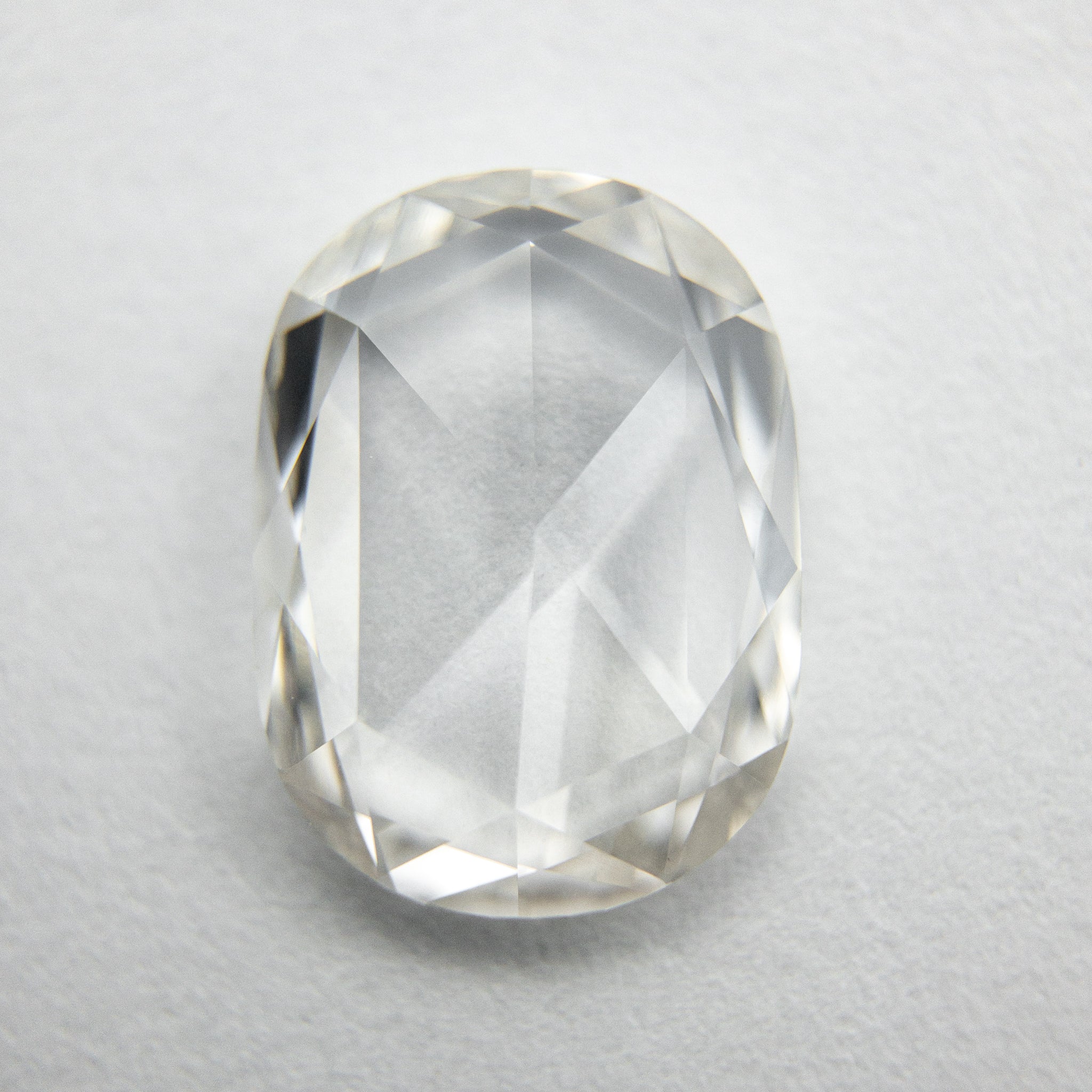 1.70ct 10.15x7.49x2.17mm VS2 H Oval Rosecut 18034-01 - Misfit Diamonds