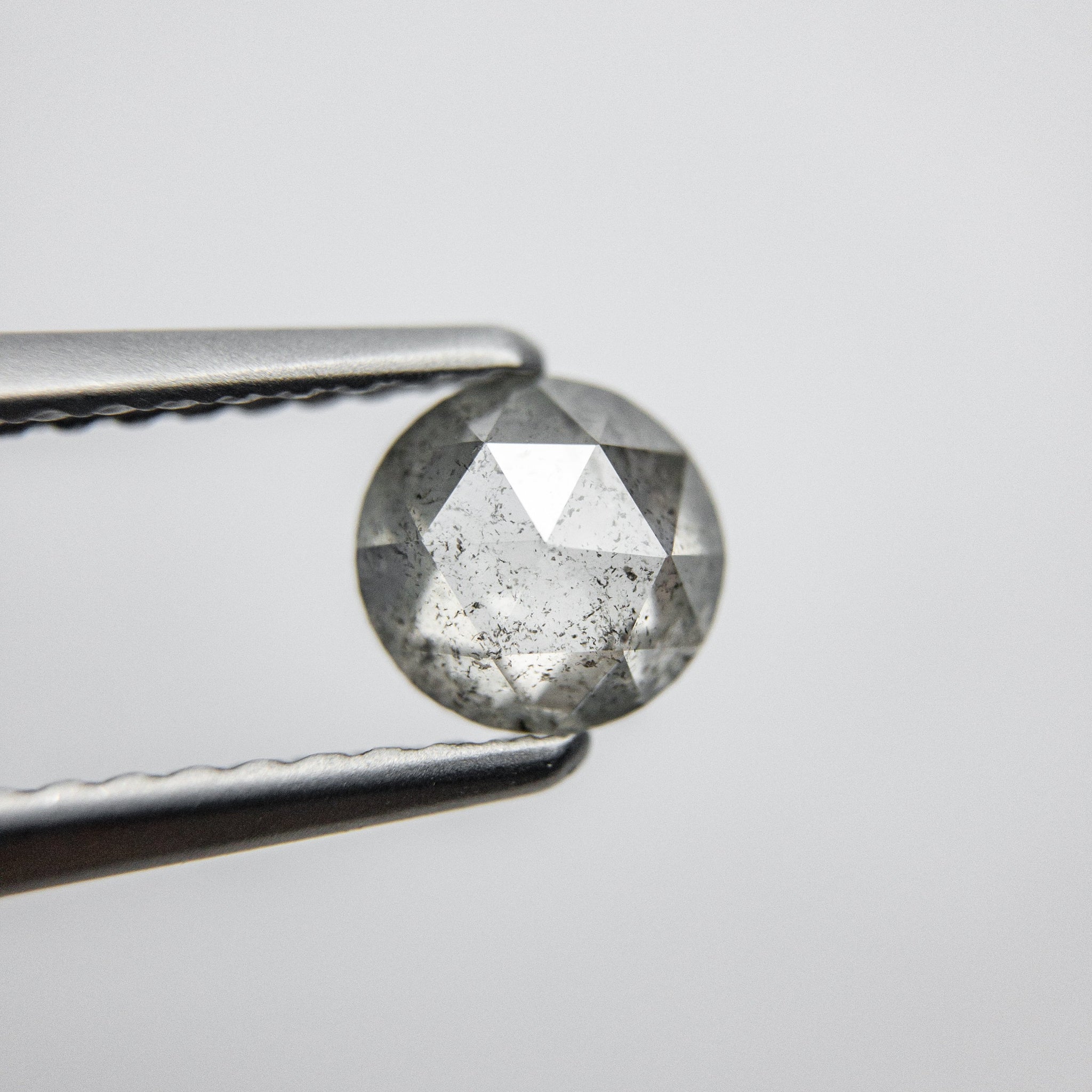 0.64ct 5.57x5.39x2.44mm Round Rosecut 18049-09 - Misfit Diamonds