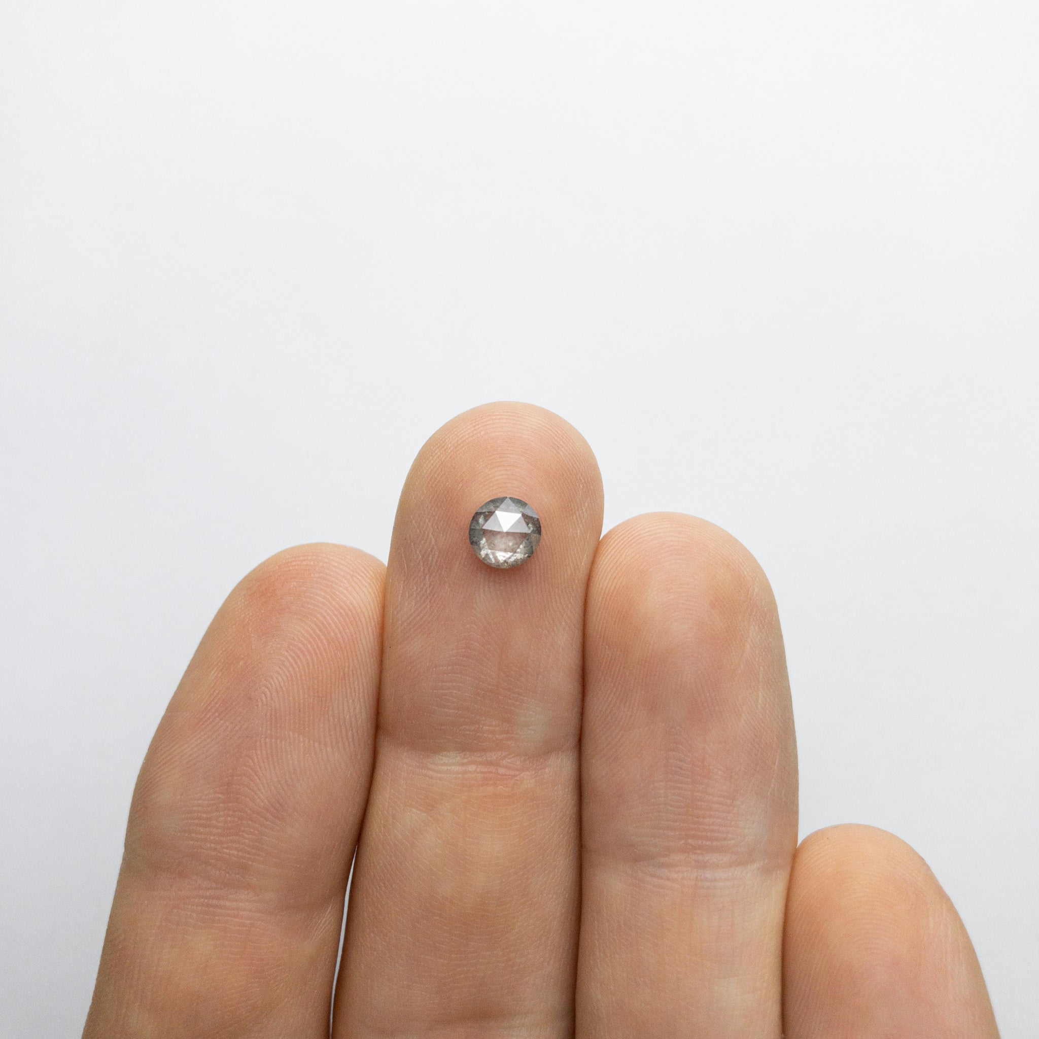 0.64ct 5.57x5.39x2.44mm Round Rosecut 18049-09 - Misfit Diamonds