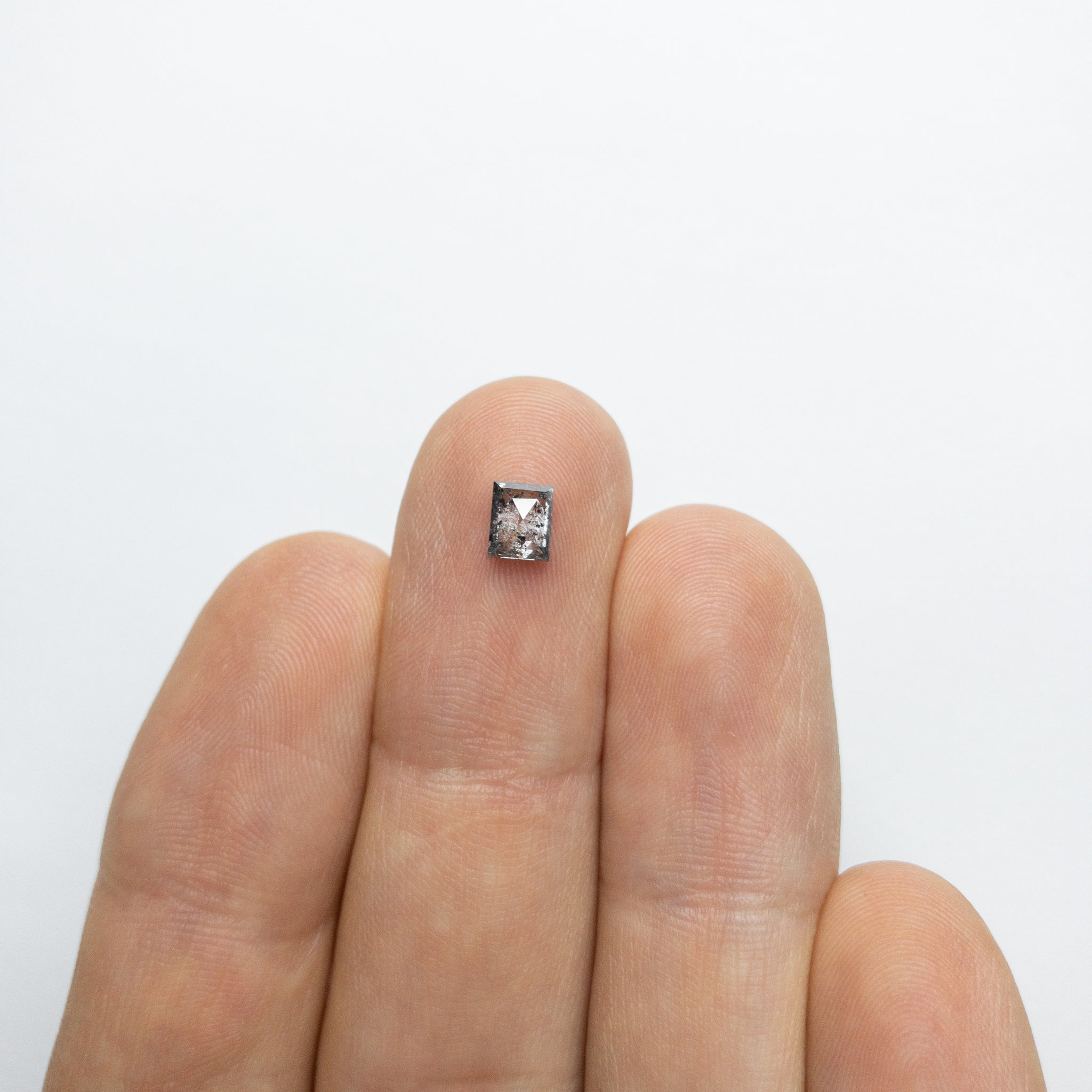 0.69ct 5.11x4.18x2.80mm Rectangle Rosecut 18061-10 - Misfit Diamonds