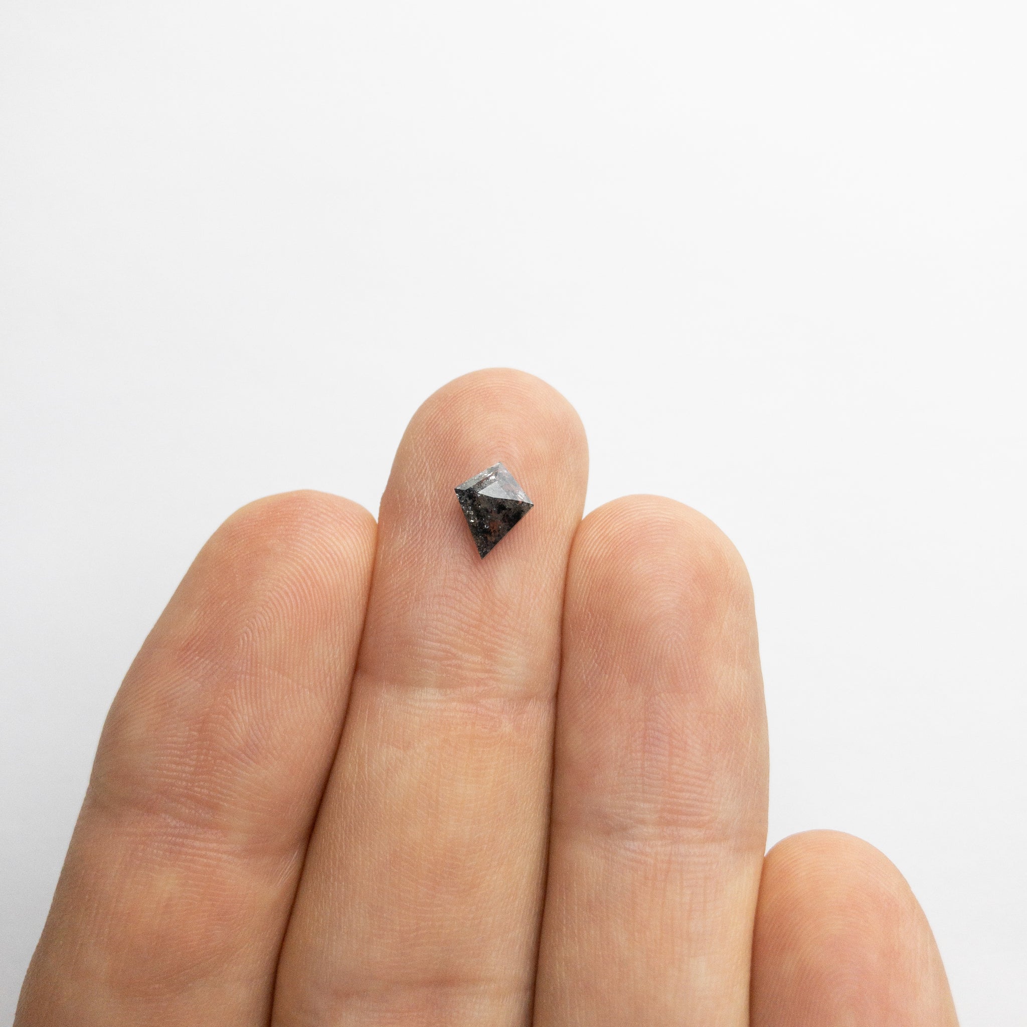 0.76ct 7.95x6.33x2.66mm KIte Rosecut 18087-07 - Misfit Diamonds