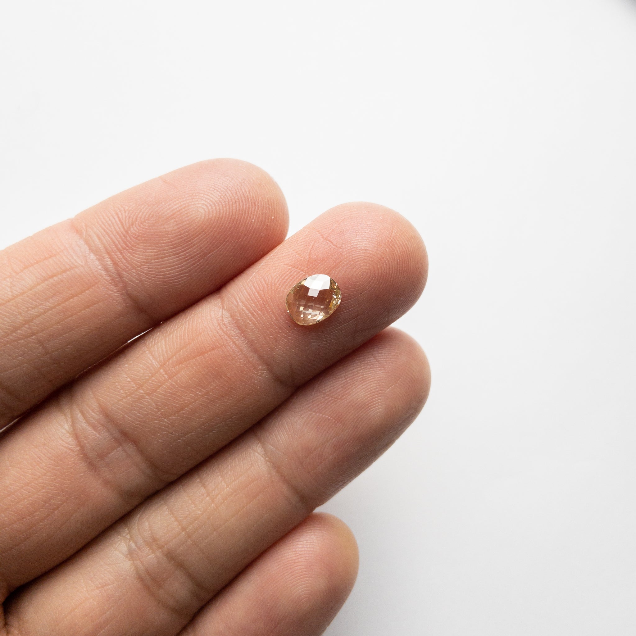 0.83ct 7.26x5.71x2.24mm Oval Rosecut 18090-08 - Misfit Diamonds