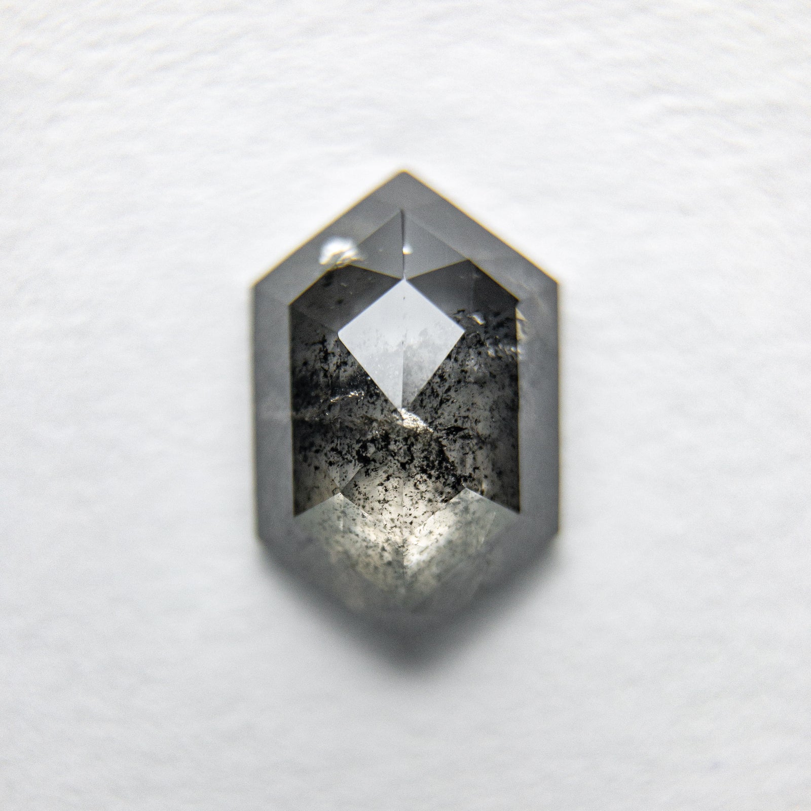 1.16ct 8.64x5.67x2.79mm Hexagon Rosecut 18114-02 - Misfit Diamonds