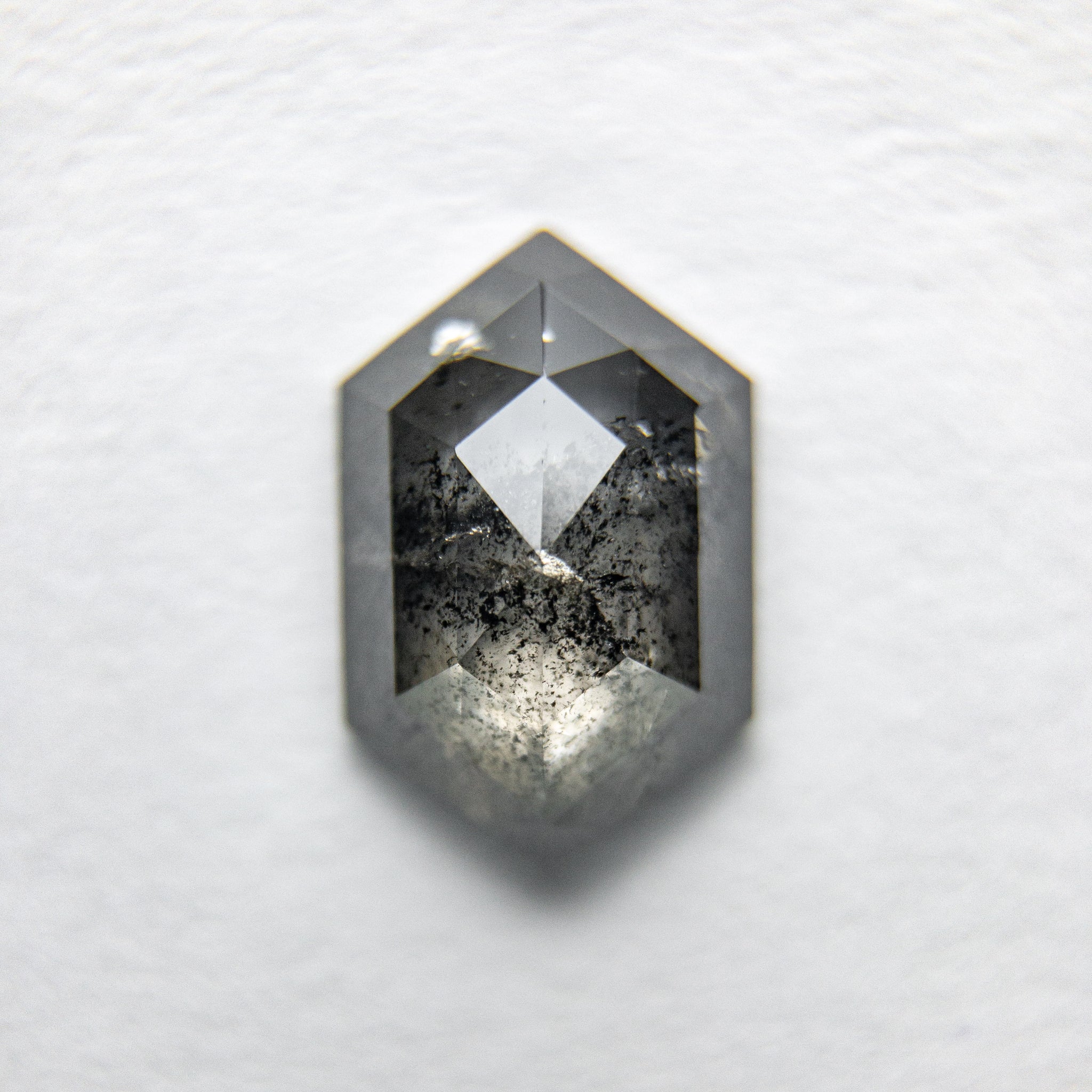1.16ct 8.64x5.67x2.79mm Hexagon Rosecut 18114-02 - Misfit Diamonds