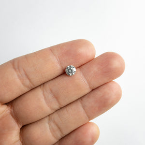 0.86ct 6.15x6.10x3.72mm Round Brilliant 18115-03 - Misfit Diamonds