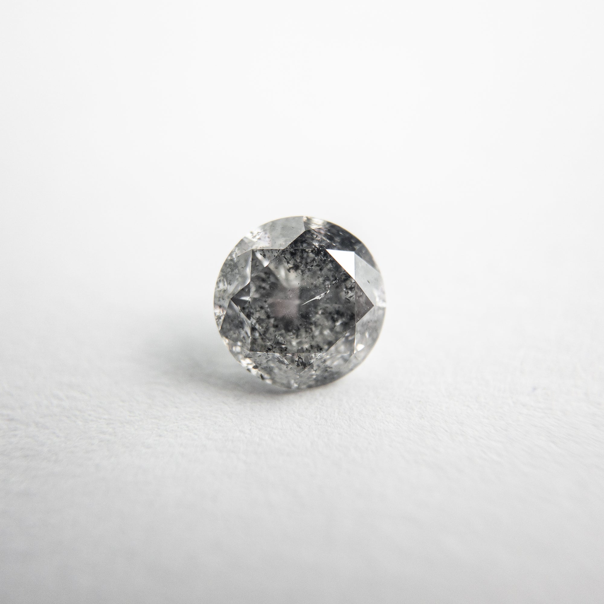 0.65ct 5.33x5.32x3.42mm Round Brilliant 18118-04 - Misfit Diamonds