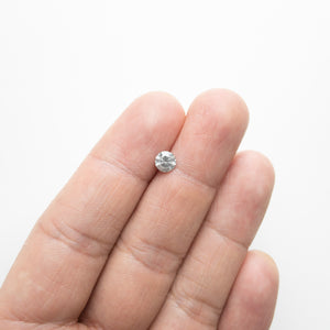 0.68ct 5.55x5.52x3.42mm Round Brilliant 18118-06 - Misfit Diamonds