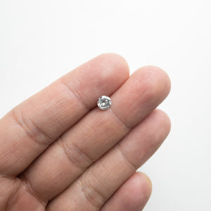 0.72ct 5.66x5.64x3.40mm Round Brilliant 18118-28 - Misfit Diamonds