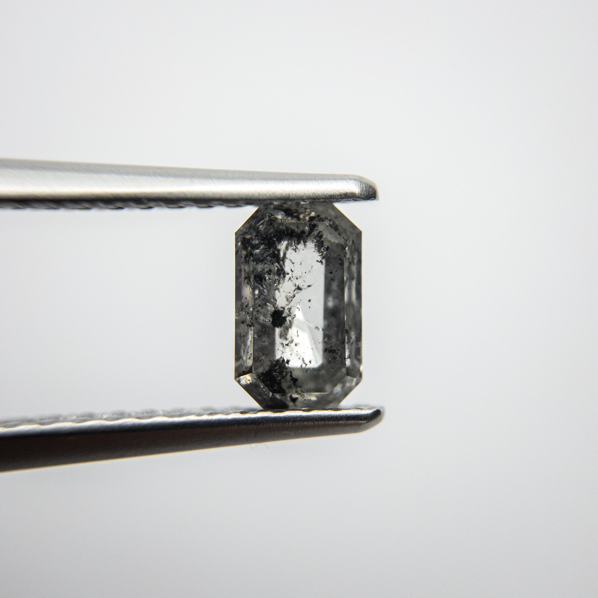 0.65ct 6.27x3.88x2.36mm Emerald Cut 18123-01 - Misfit Diamonds