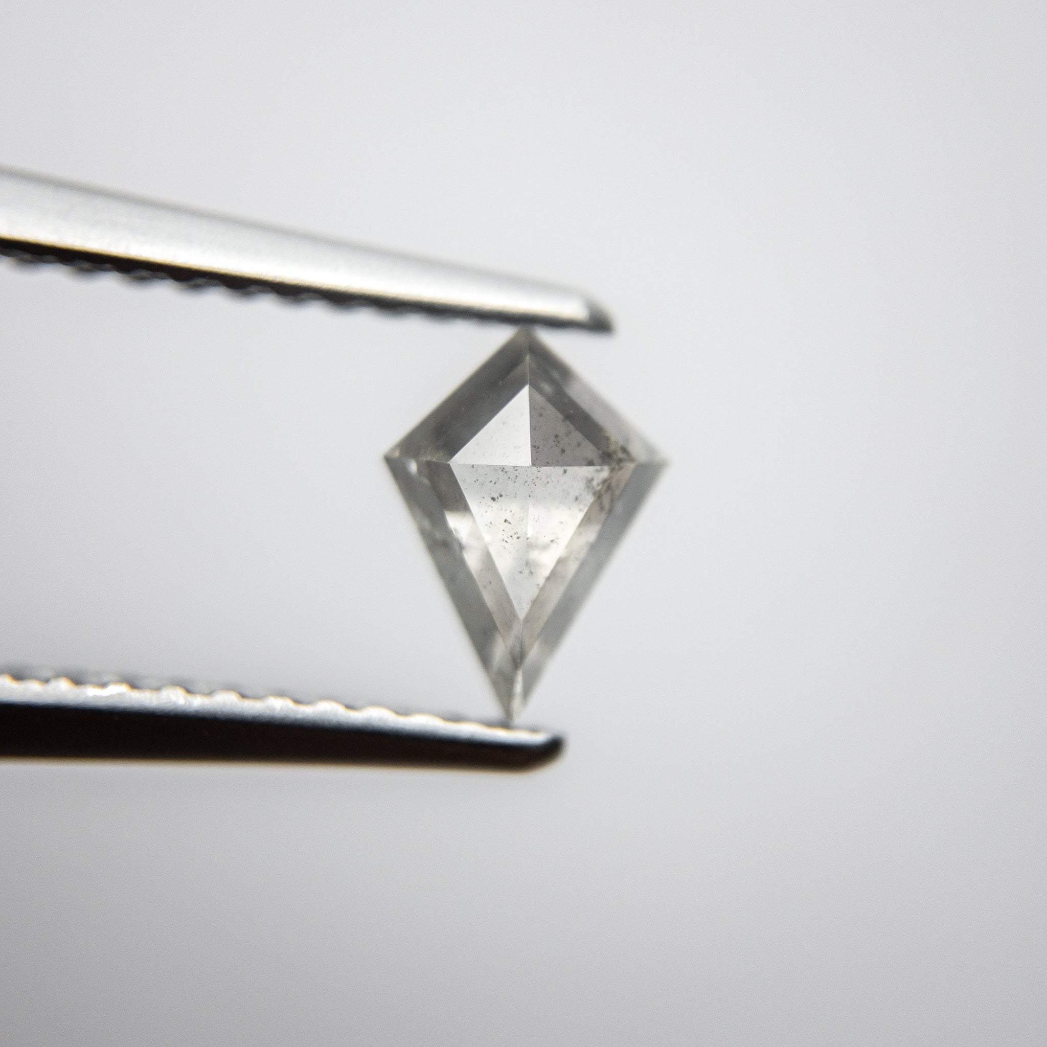 0.66ct 7.25x5.26x2.90mm Kite Rosecut 18127-04 - Misfit Diamonds