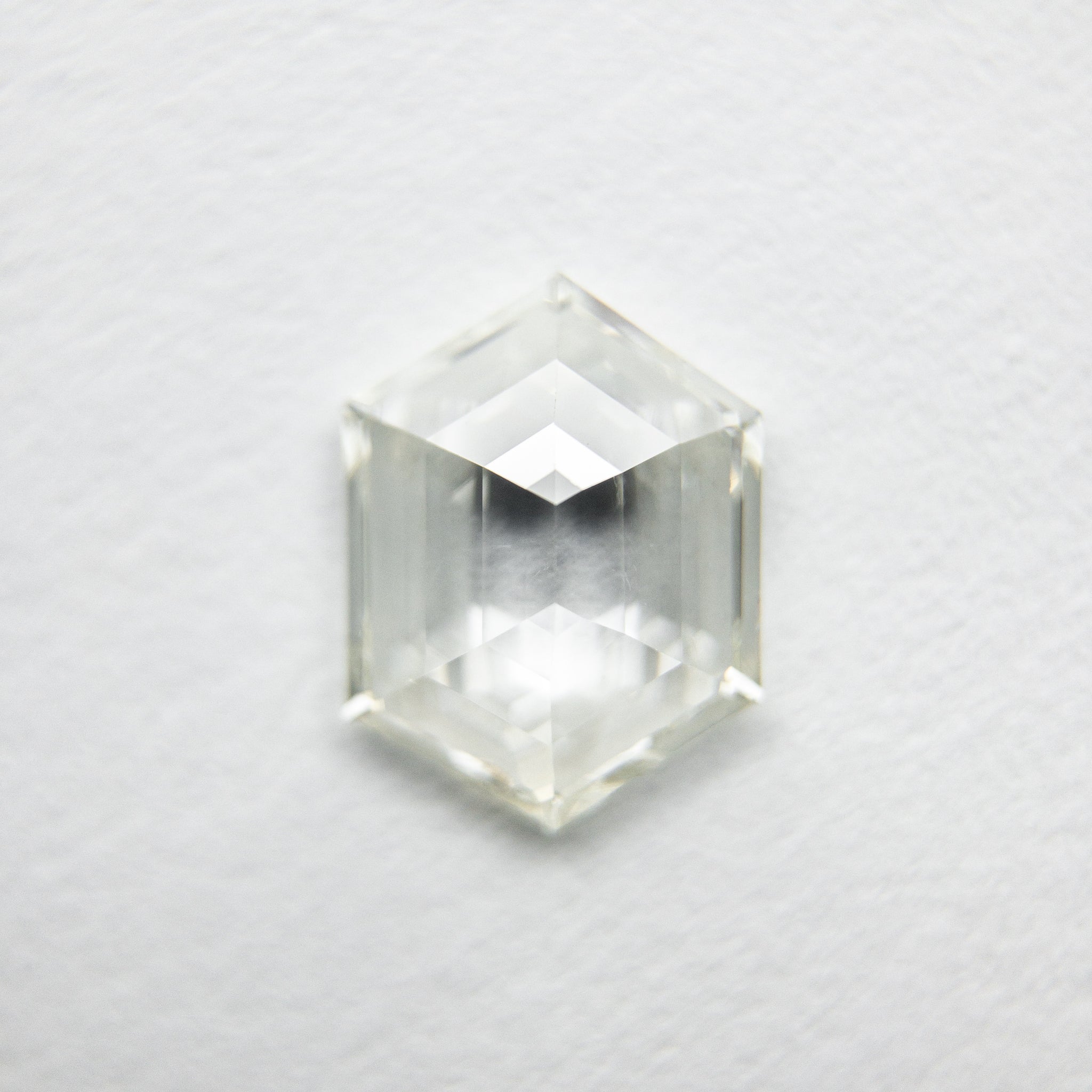 0.77ct 7.94x5.95x2.19mm Hexagon Step Cut 18129-04 - Misfit Diamonds