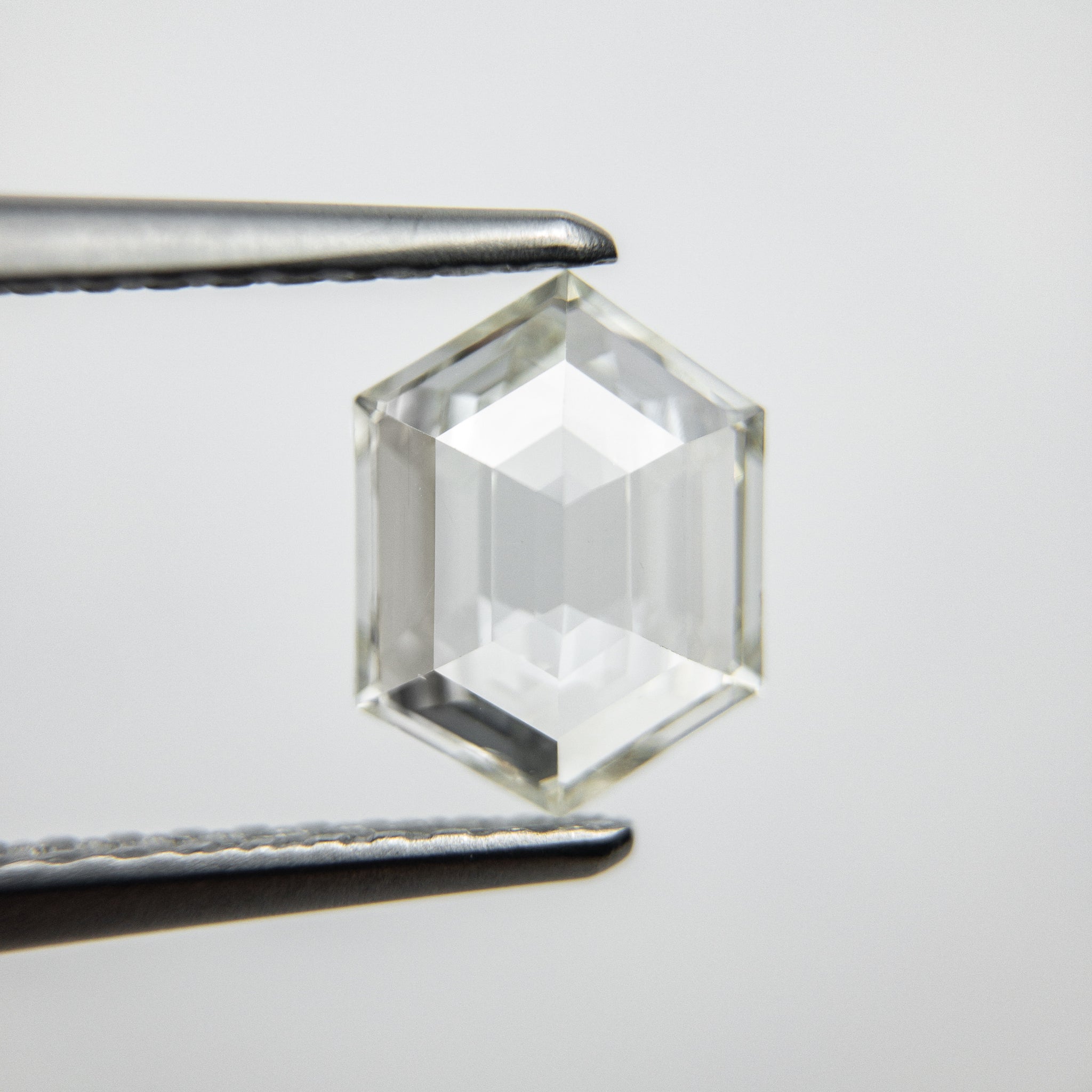0.77ct 7.94x5.95x2.19mm Hexagon Step Cut 18129-04 - Misfit Diamonds