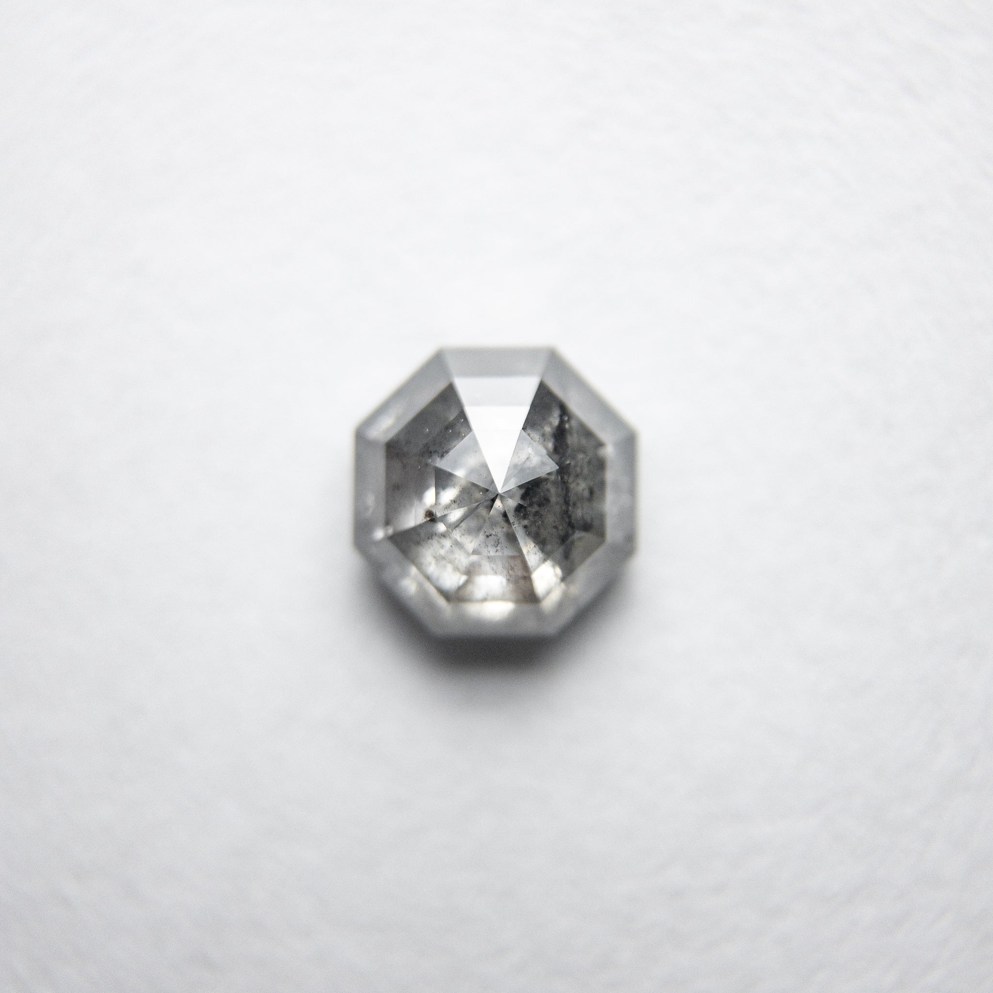 0.82ct 5.52x5.48x2.90mm Octagon Rosecut 18134-29 - Misfit Diamonds